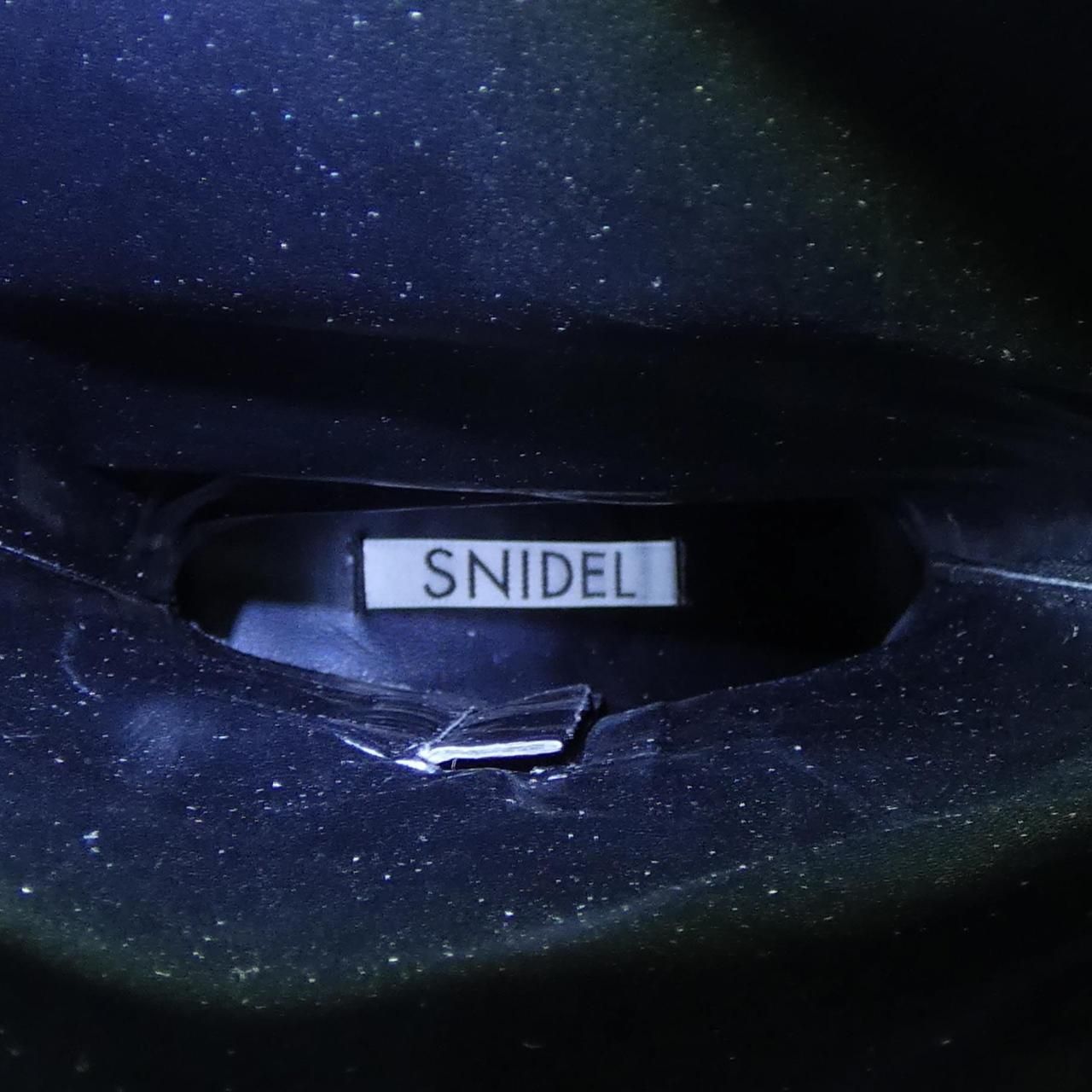 スナイデル Snidel