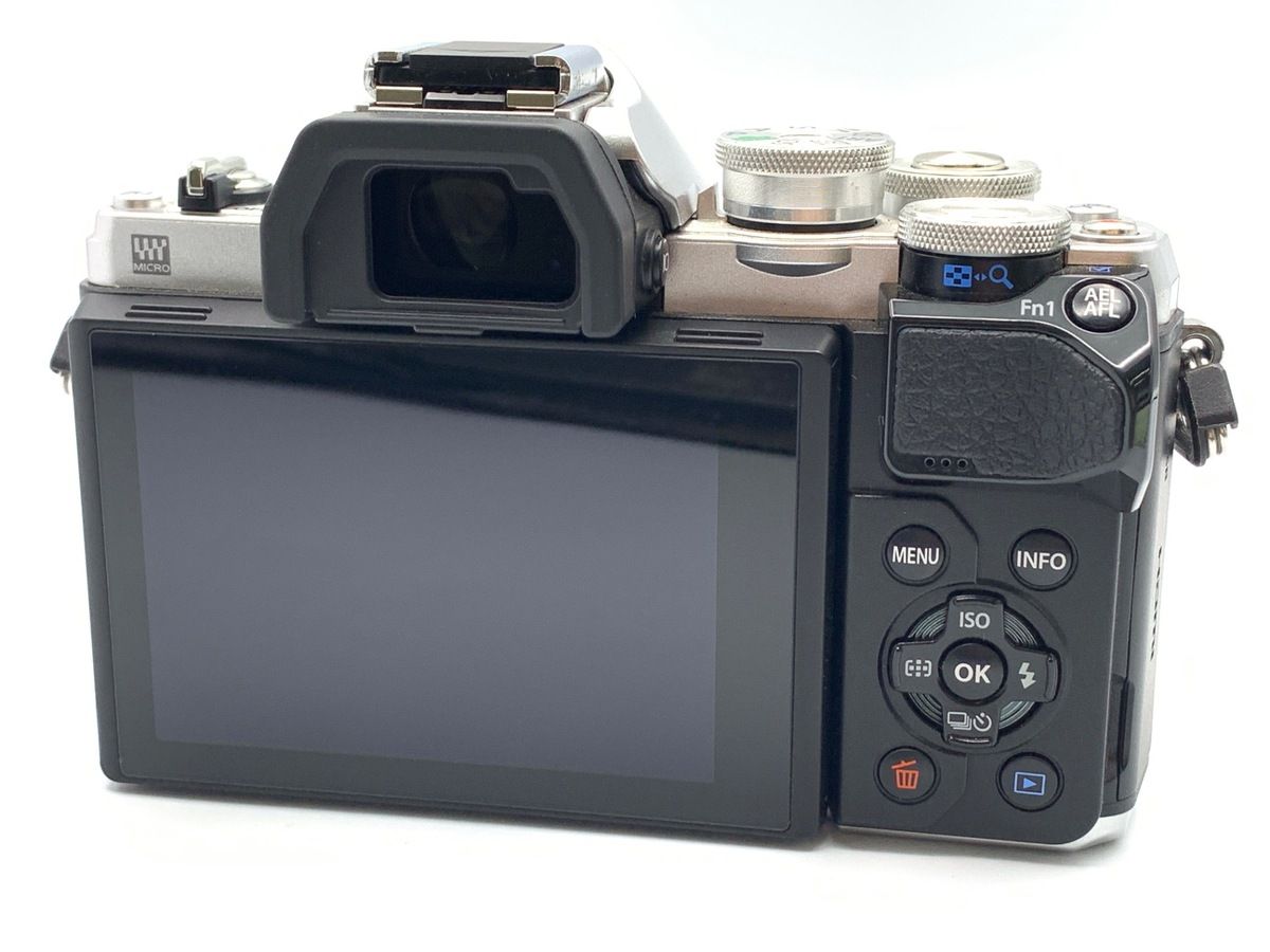 中古】 【良品】 オリンパス OM-D E-M10 MarkIII ボディ シルバー