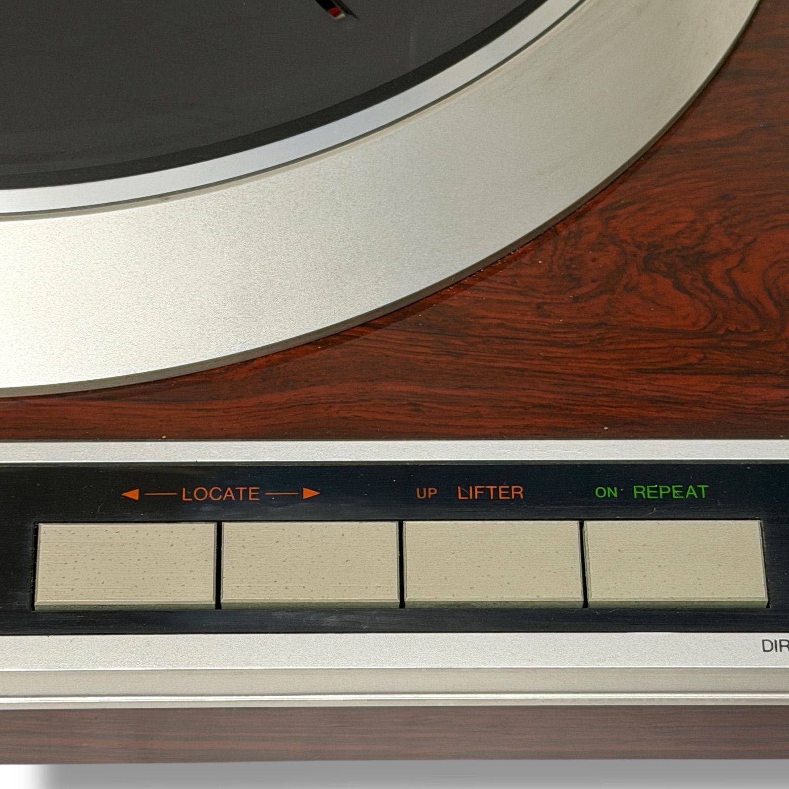 ターンテーブル