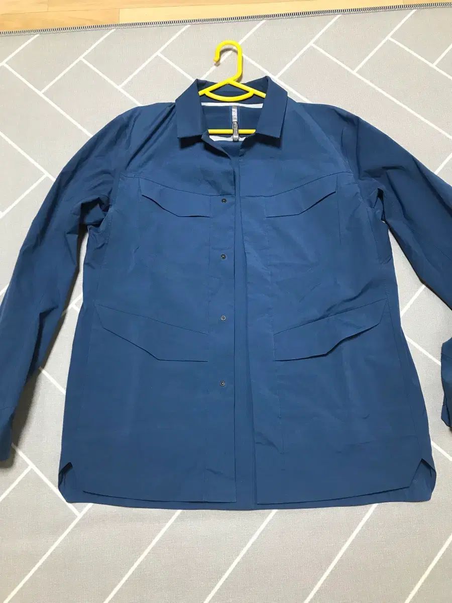 ARC TERYX アークテリクス ベイルラン ボタン ジャケット