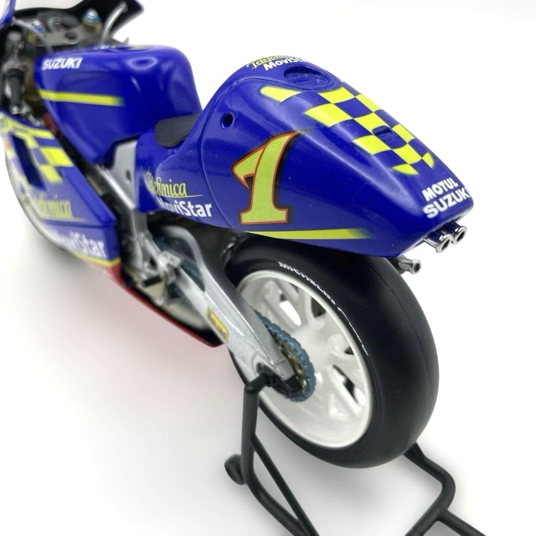 ミニチャンプス 1/12 スズキRGV-Gamma Telefonica Movistar Suzuki