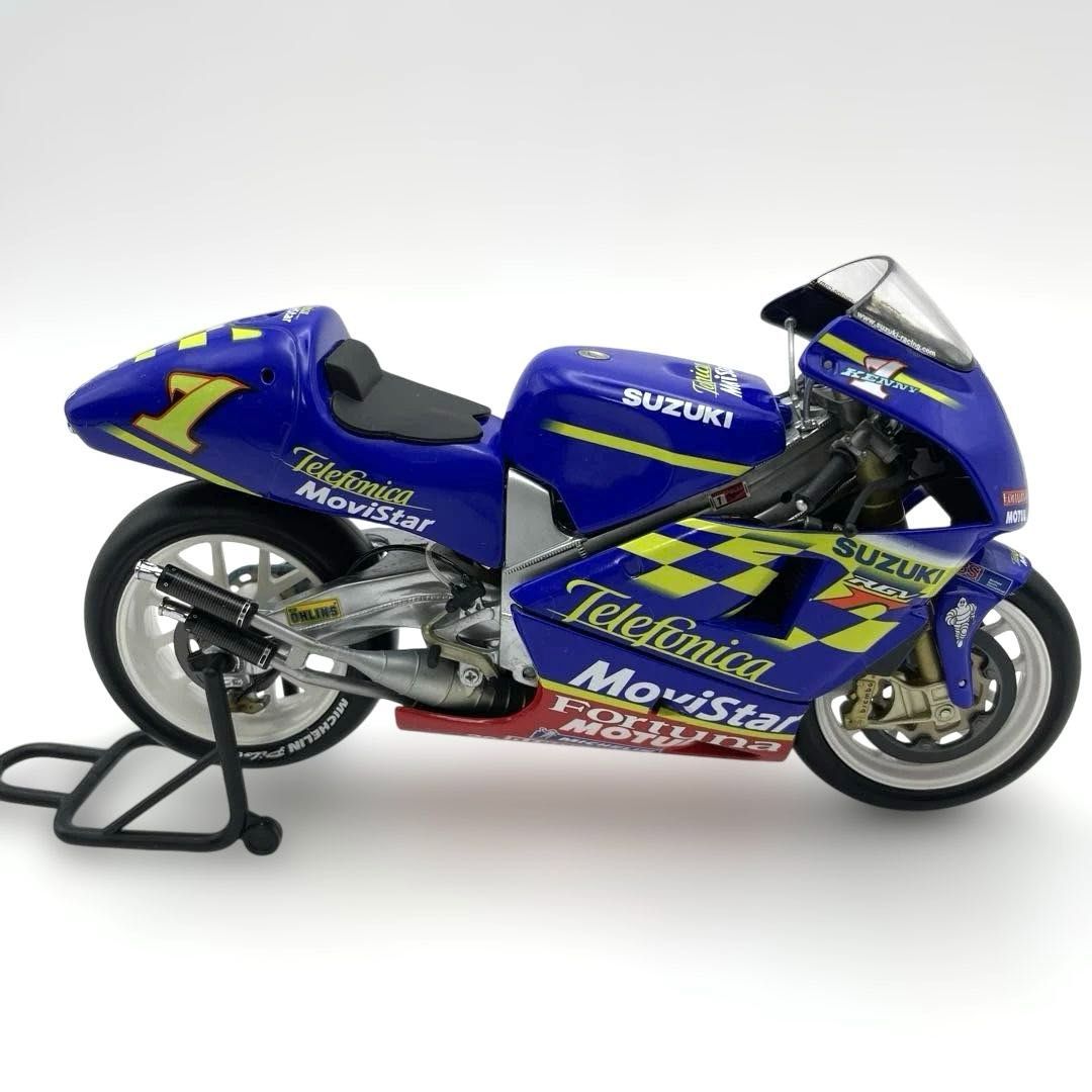 ミニチャンプス 1/12 スズキRGV-Gamma Telefonica Movistar Suzuki