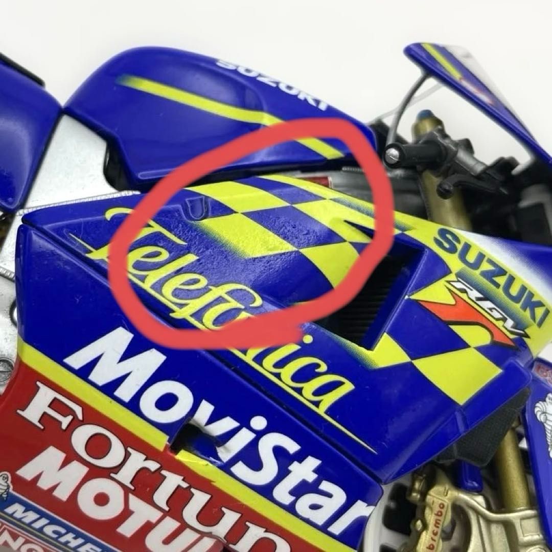ミニチャンプス 1/12 スズキRGV-Gamma Telefonica Movistar Suzuki