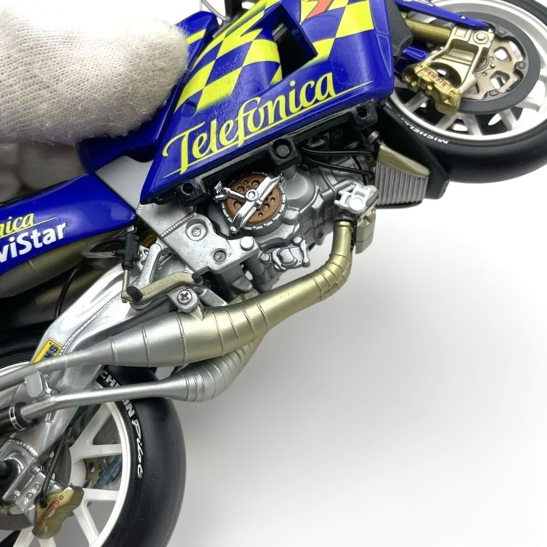 ミニチャンプス 1/12 スズキRGV-Gamma Telefonica Movistar Suzuki