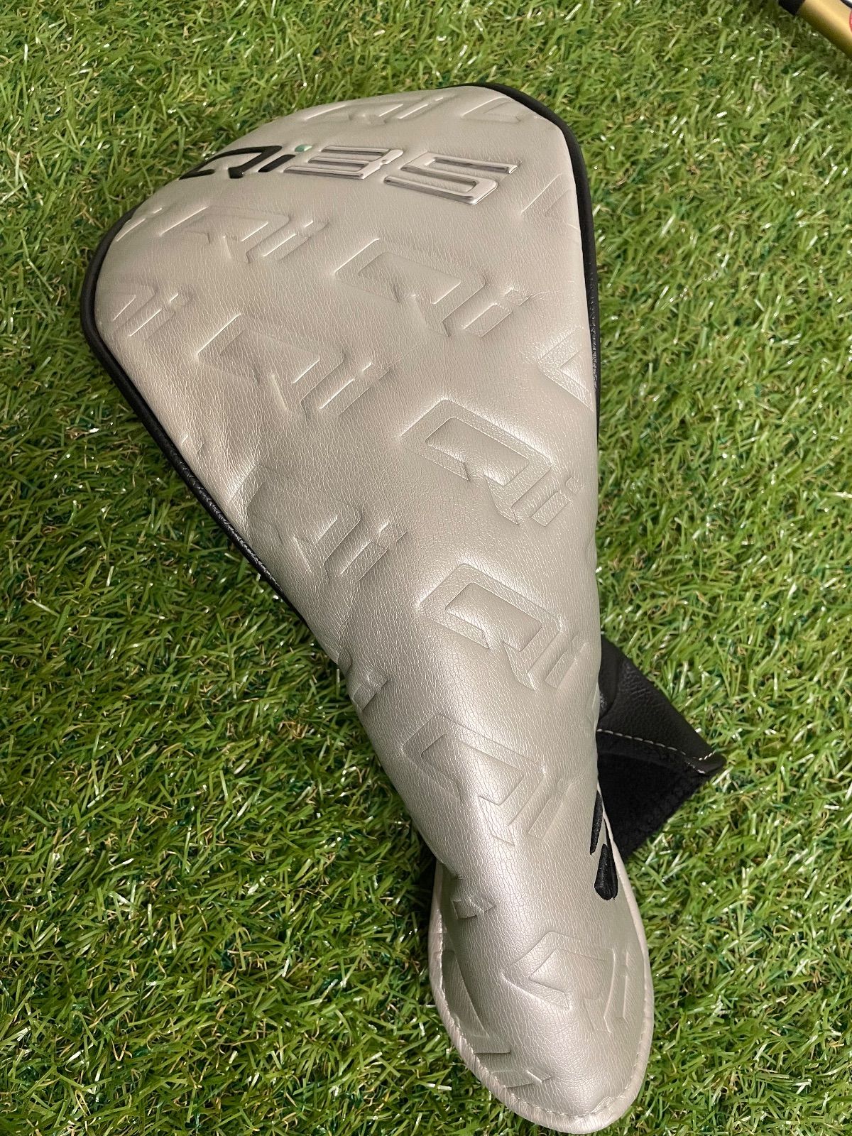 TaylorMade Qi35 LS ドライバー 9.0° ヘッド単品 ヘッドカバー付属 右