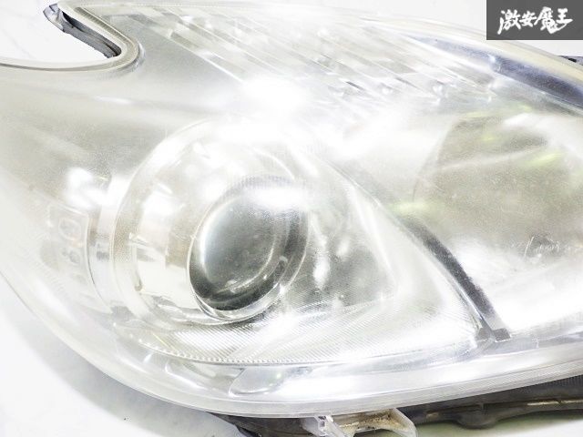 ☆破損無し☆ トヨタ 純正 ZVW30 30 プリウス 前期 ハロゲン ヘッド