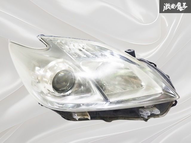 ☆破損無し☆ トヨタ 純正 ZVW30 30 プリウス 前期 ハロゲン ヘッド