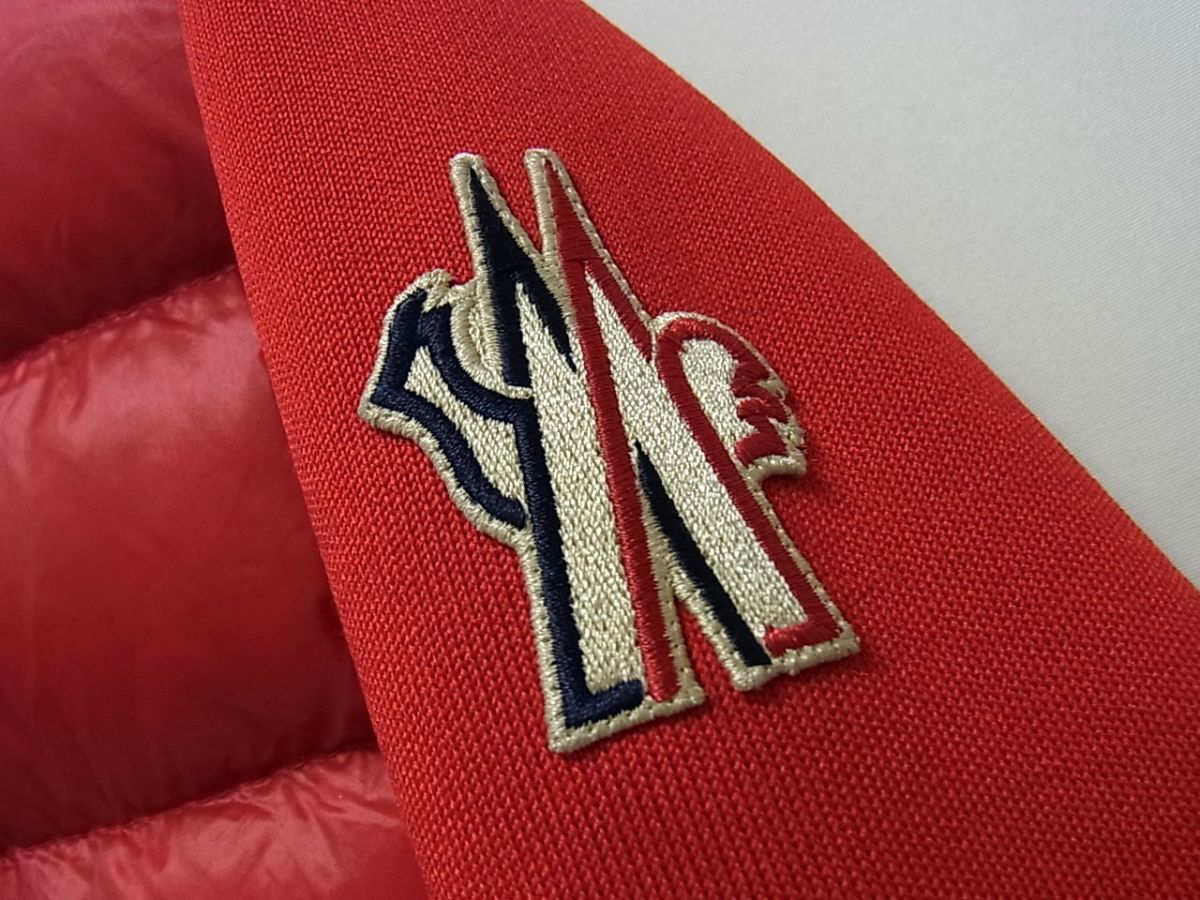 ☆MONCLER GRENOBLE 21AW CARDIGAN グルノーブル ハイブリッド ニット ダウンジャケット ライトダウン切替 フード付き アームウォーマー付 ☆MONCLER GRENOBLE 21AW CARDIGAN グルノーブル ハイブリッド ニット