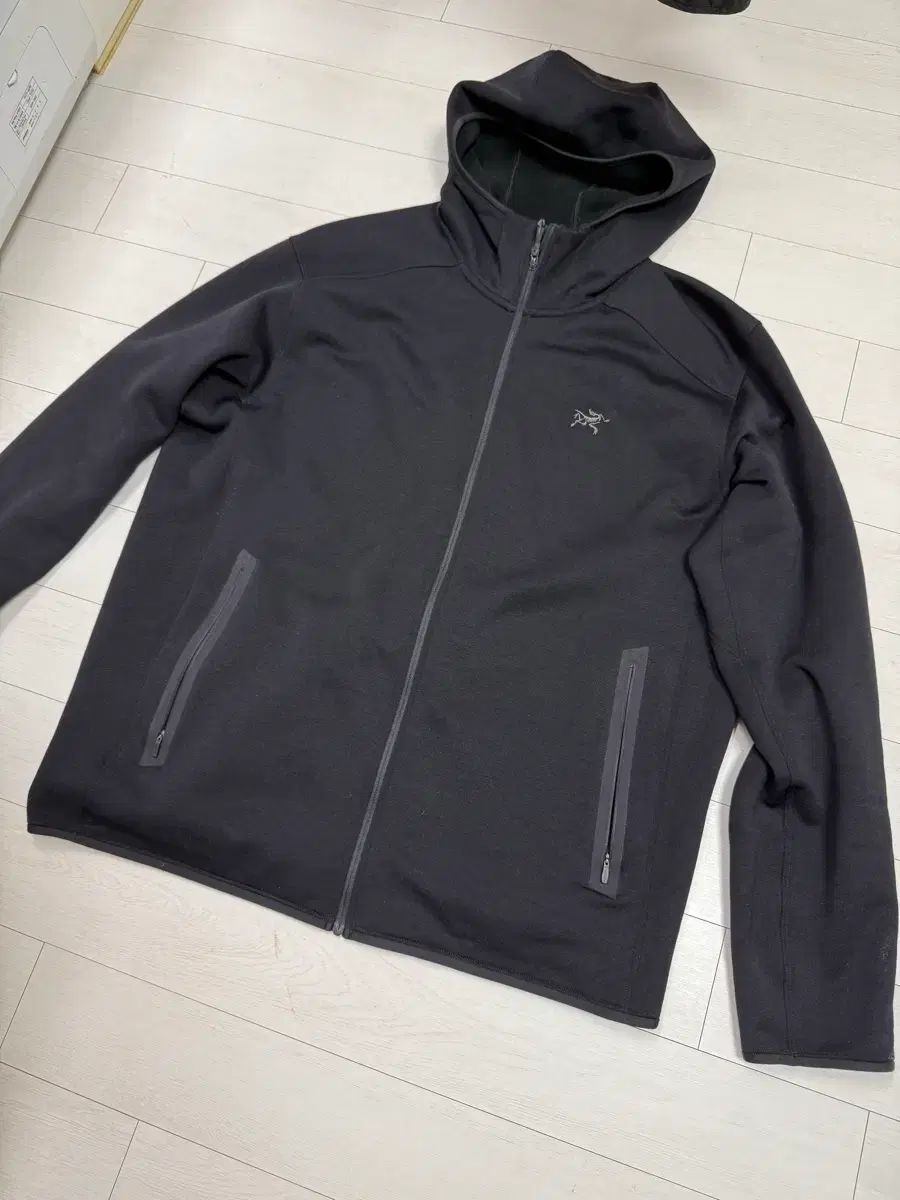 ARC TERYX アークテリクス カイアーク ナイト フーディー XL サイズ