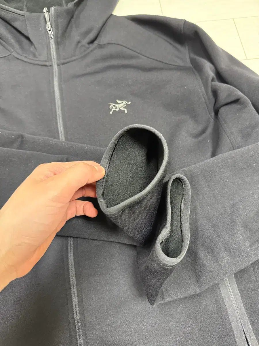 ARC TERYX アークテリクス カイアーク ナイト フーディー XL サイズ