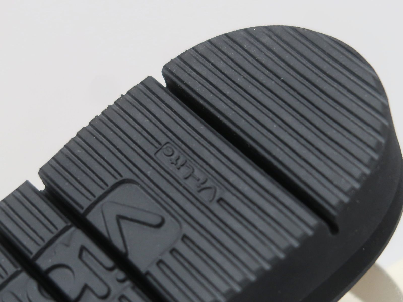 ベルトサンダル レザー