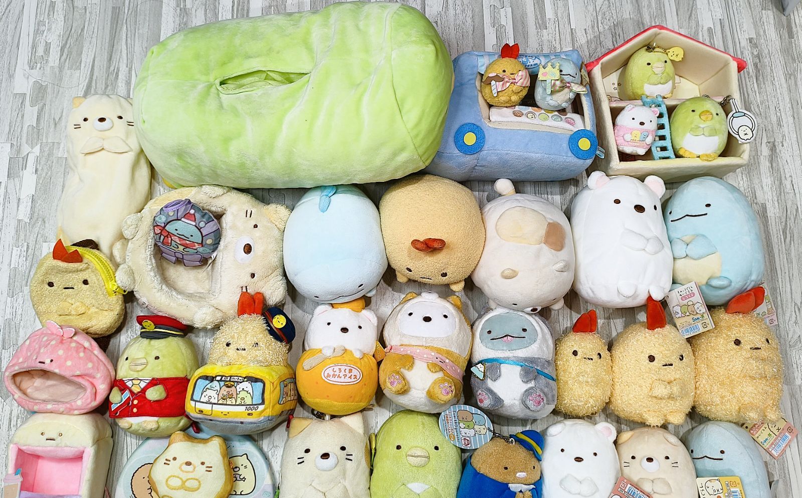 すみっコぐらし　ぬいぐるみまとめ売り SG082 100体セット すみっコぐらし ぬいぐるみ まとめ売り - メルカリ