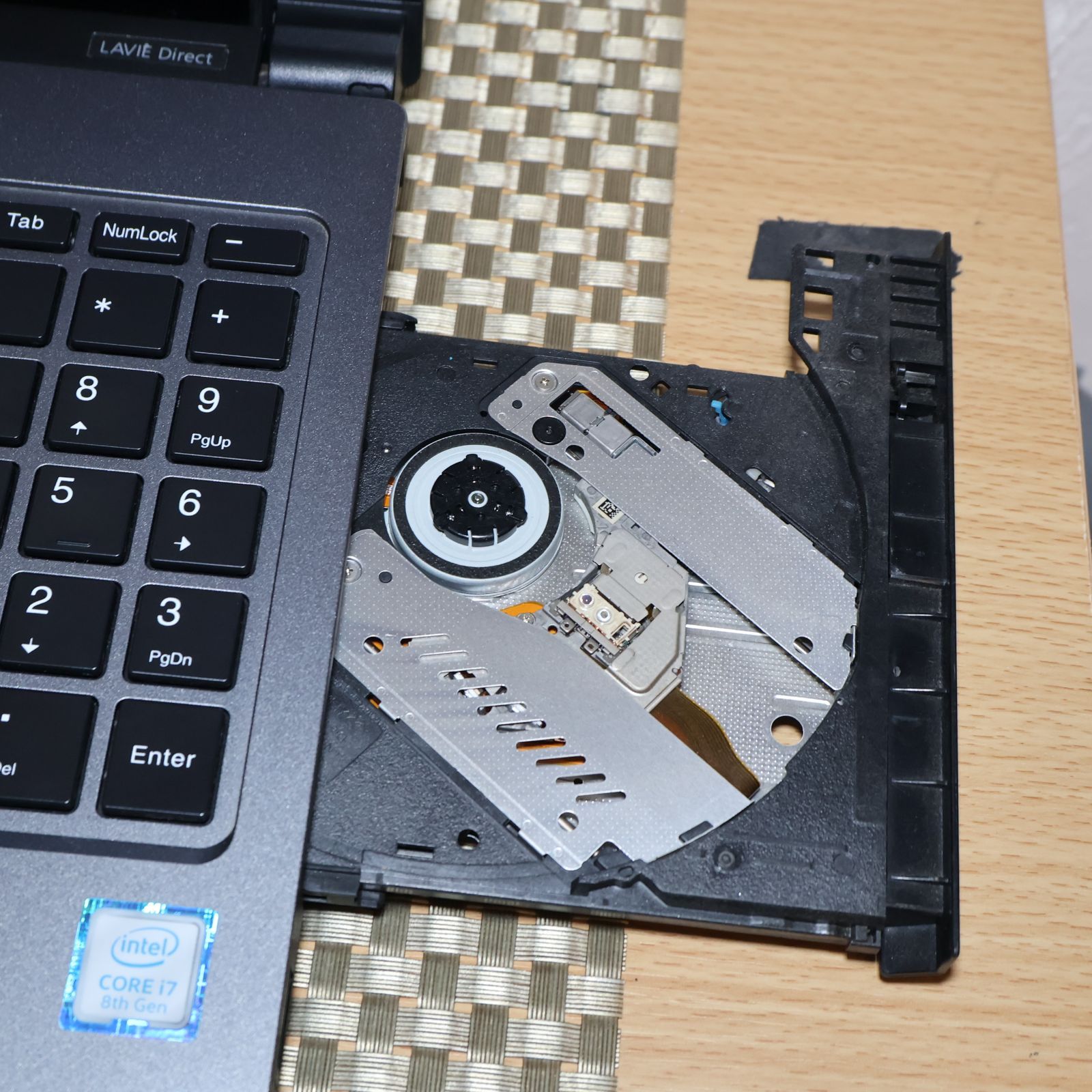 Win11公式対応Corei7/メ16G/高速SSD+HDD/BD/無線/カメラ 希少！Win11公式