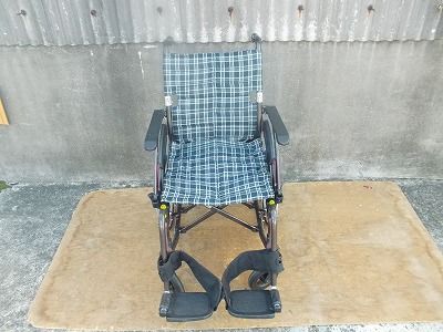 一部地域を除く 介助用標準車いす WAVIT ウェイビットプラス WAP 16-42