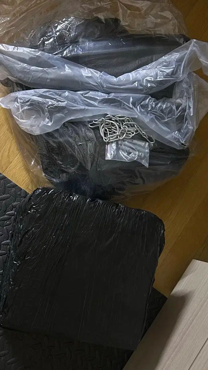 激ヤバ 譲ってください ボクシングバッグ EVAマット 壁掛け チェーン