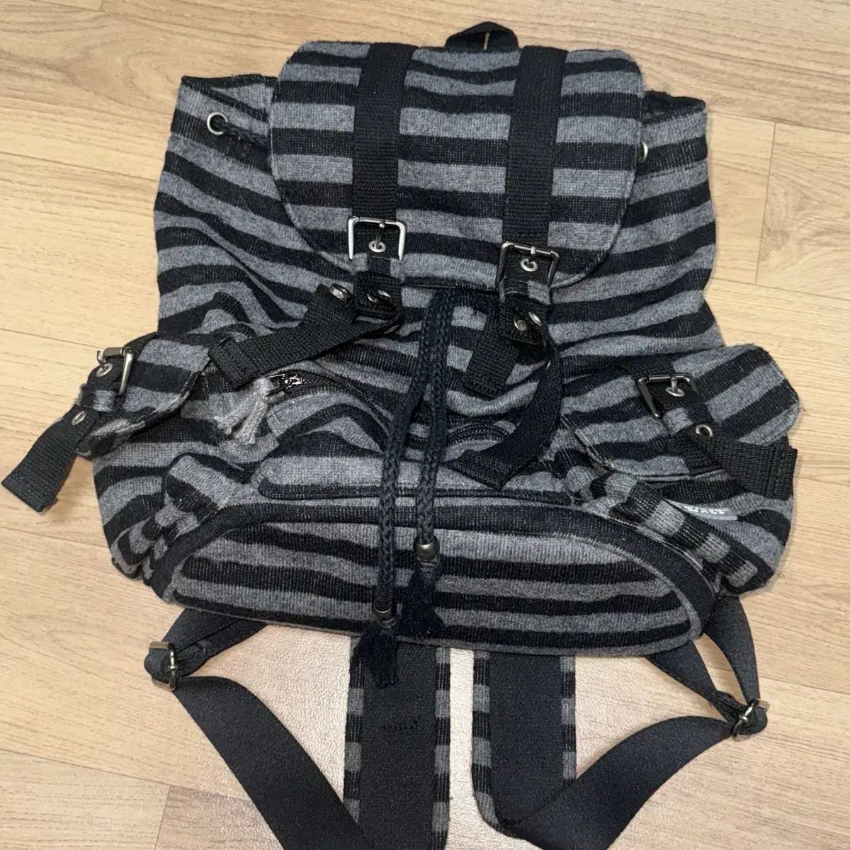 タンスダンス パヒ島 ウール ストライプ バックパック