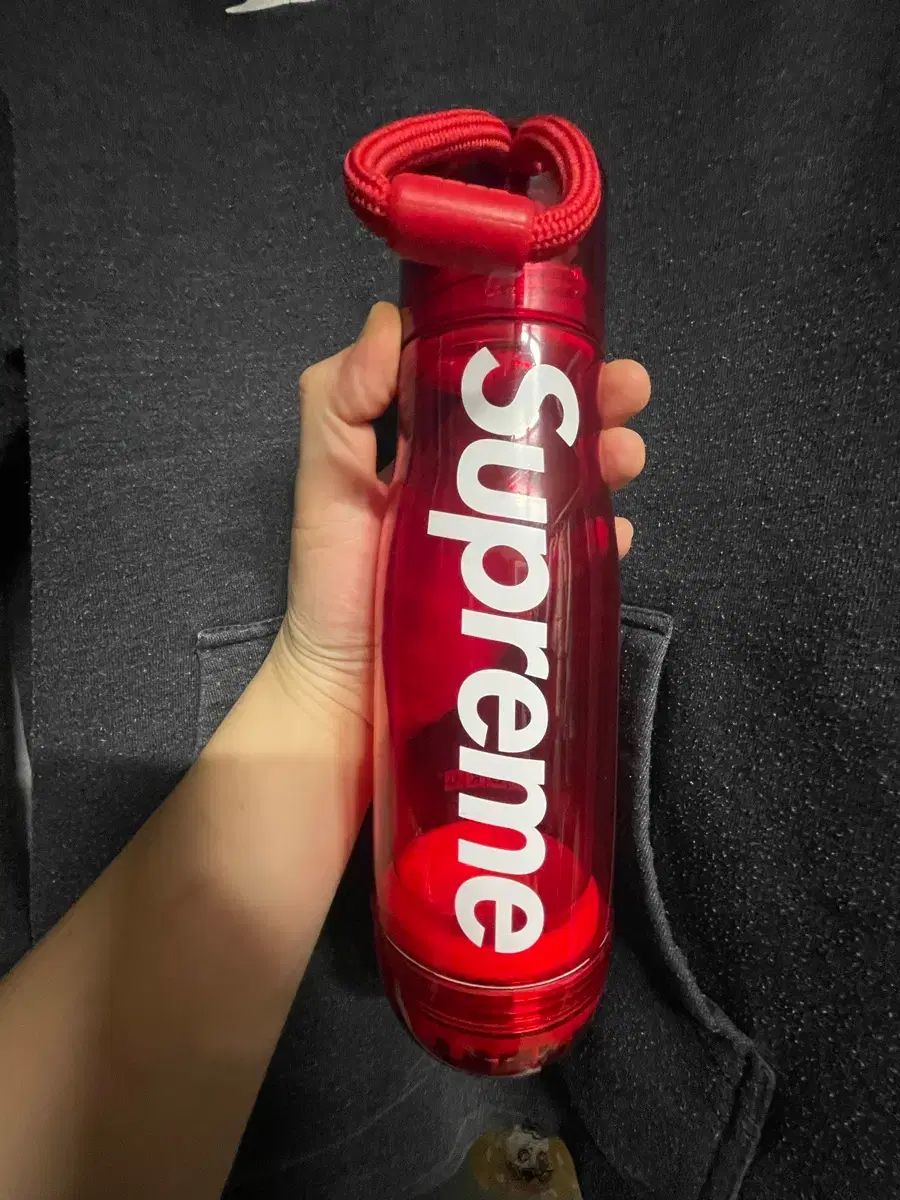 シュプリーム ジョク コラボ グラスコア