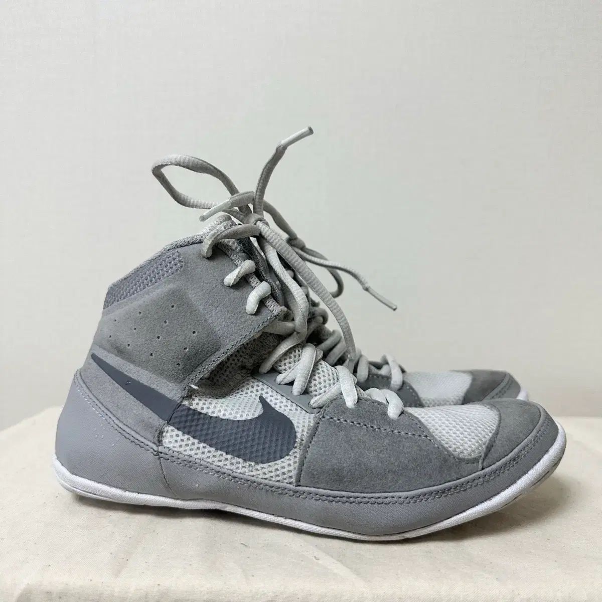 US M 5 NIKE フューリー ボクシング シューズ レスリング グレー