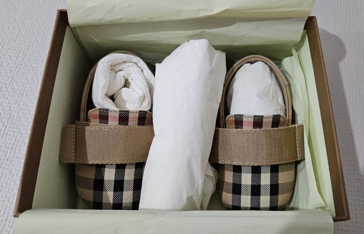 バーバリー ベイビー 初 ドール シュー シューズ 歩行シューズ