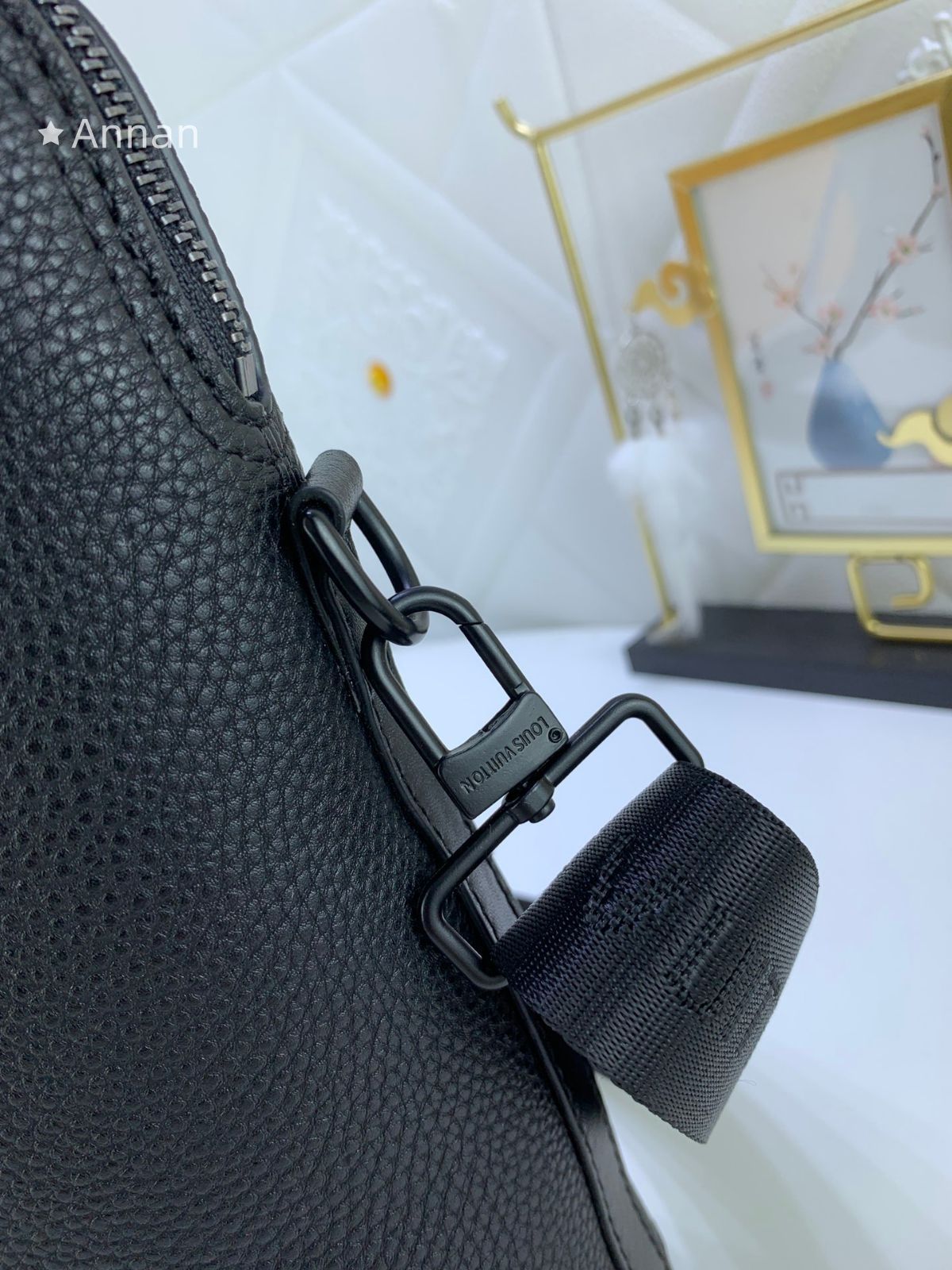 美品 LOUIS VUITTON ルイヴィトンメンズ ビジネスバッグ LV