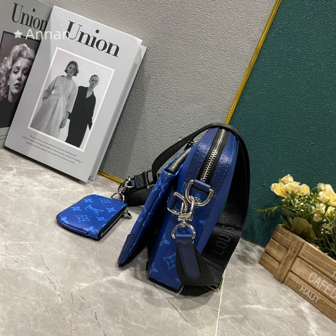 美品 ルイヴィトン LOUIS VUITTON ショルダーバッグ メンズトリオ