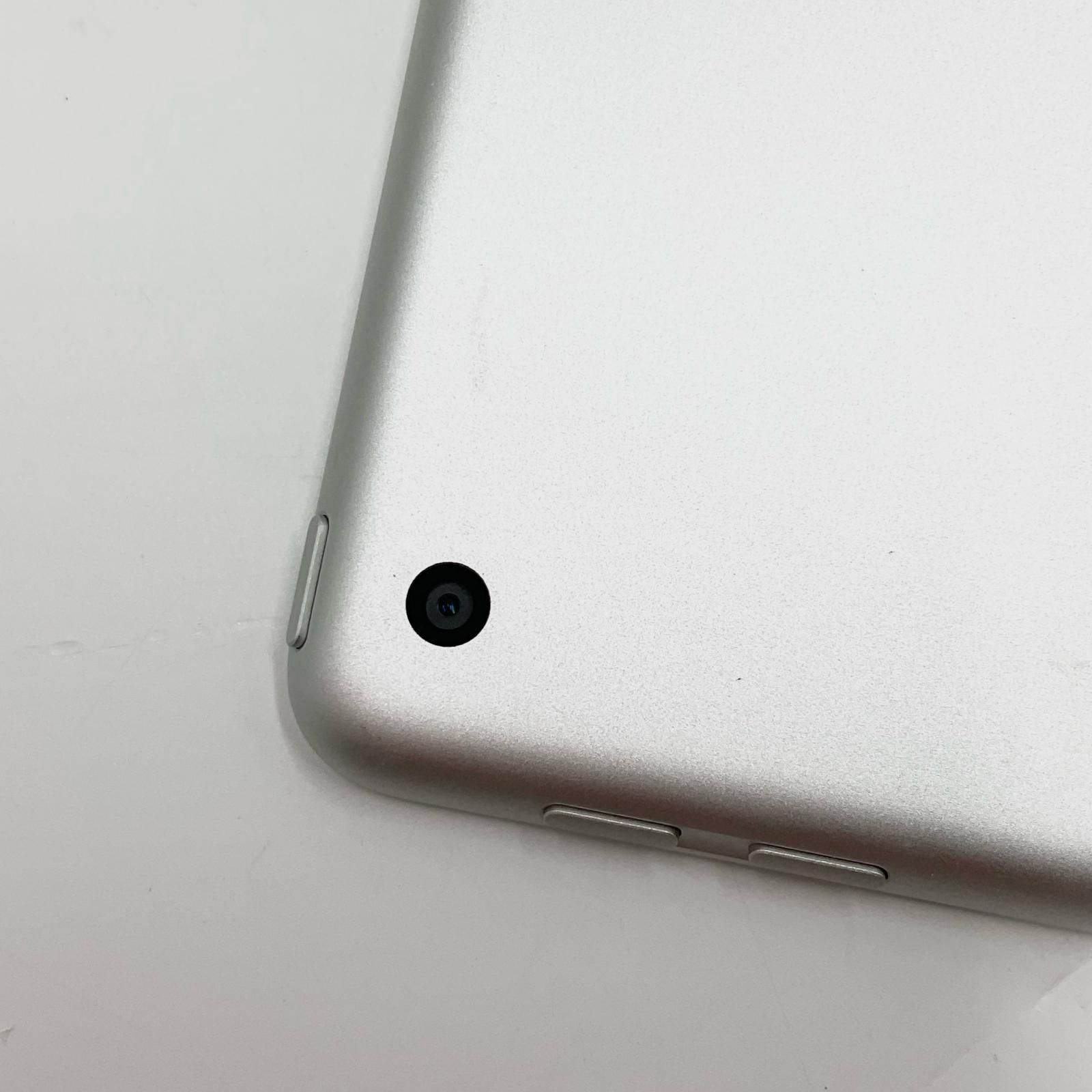 Apple iPad 第6世代 32GB シルバー Wi-Fi 動作確認済 【全額返金保証