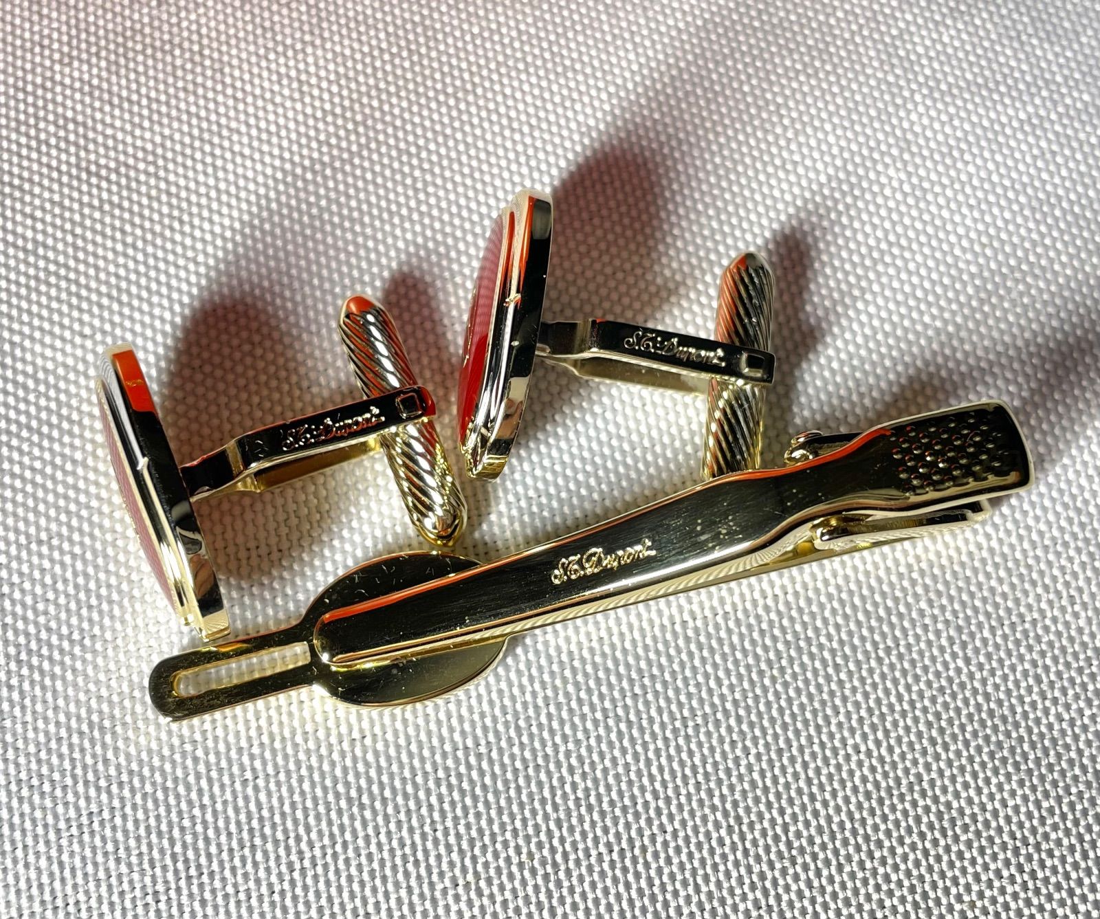 美品 S.T.Dupont デュポン Dロゴ レッドストーン装飾 ゴールド