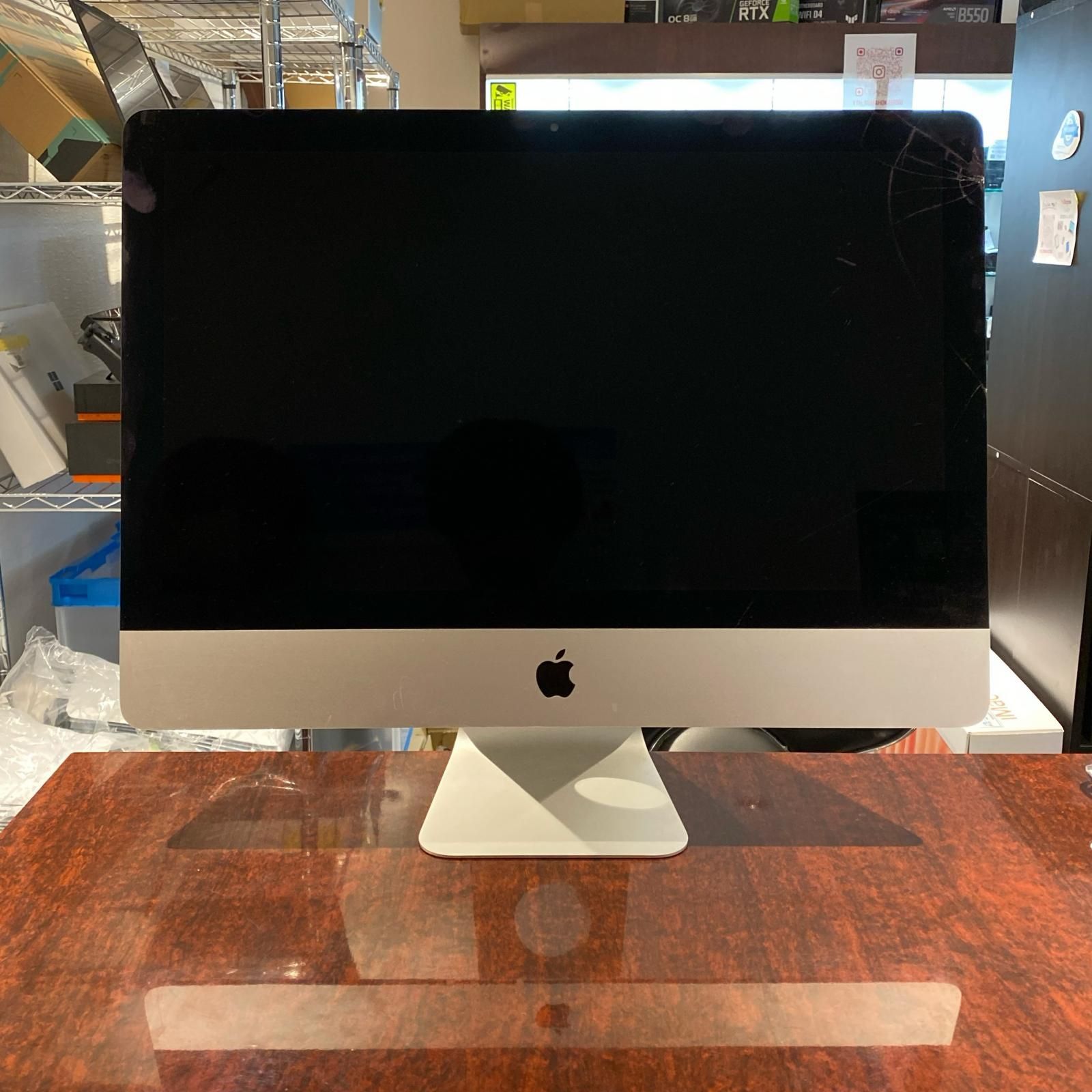Apple iMac 21.5インチ 3 GHz 6コア intel Core i 5 8 GB フュージョンドライブ 1 TB 難有