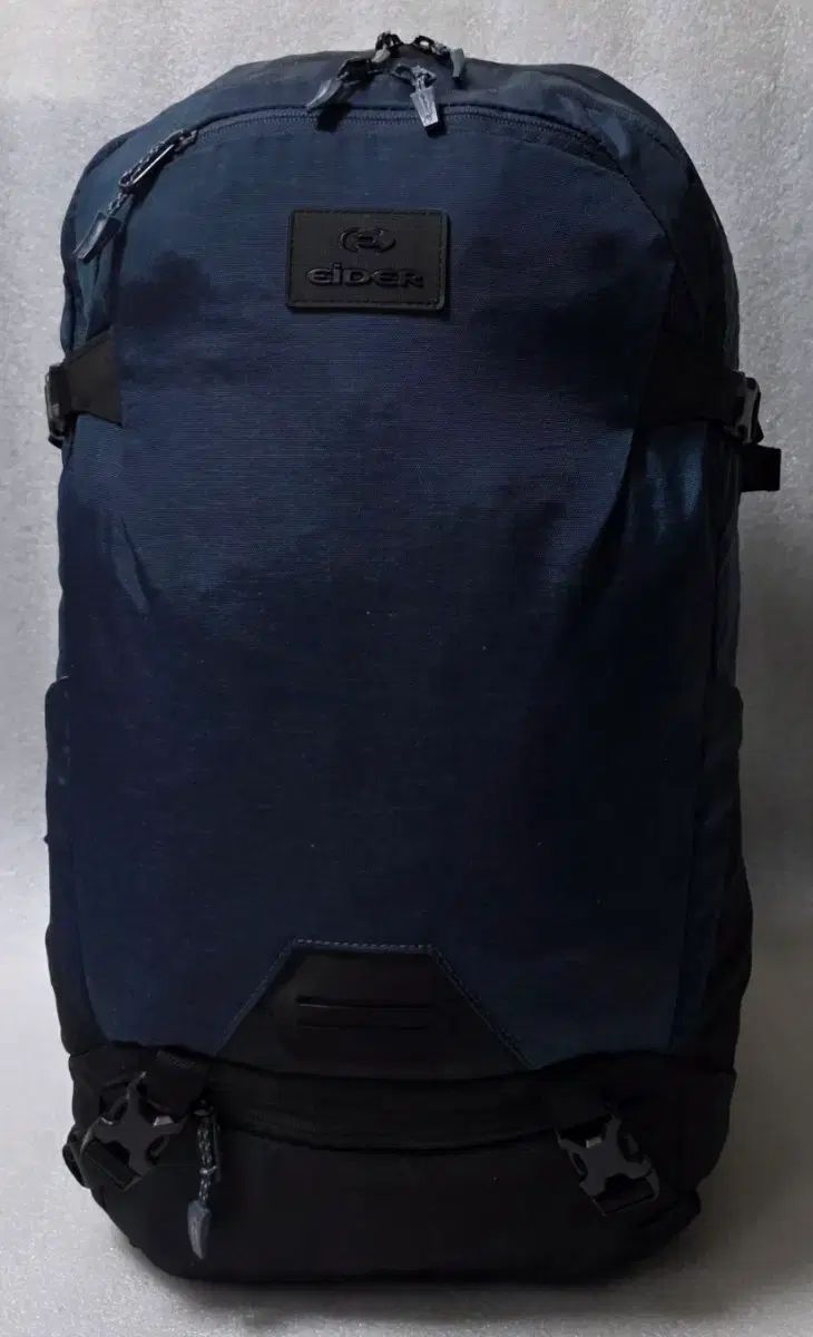 アイダー EIDER YANIC 30 登山リュック 旅行キャンピングバックパック 35リットル