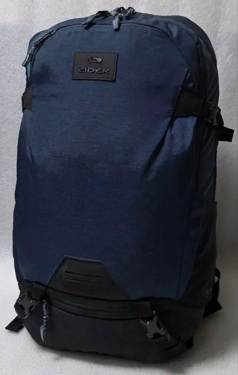 アイダー EIDER YANIC 30 登山リュック 旅行キャンピングバックパック 35リットル