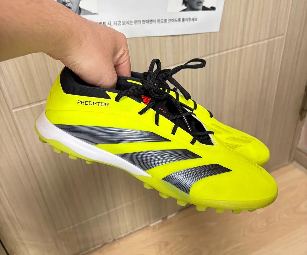 アディダス プレデター サッカーシューズ (275) - メルカリ