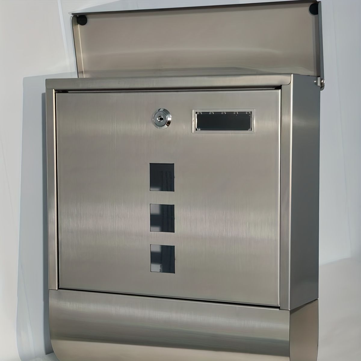 高耐久＆ロック付き 金属製メールボックス - 防水 壁掛け式 郵便受け 家庭 オフィス 住宅向け セキュリティ対策 玄関 エクステリア