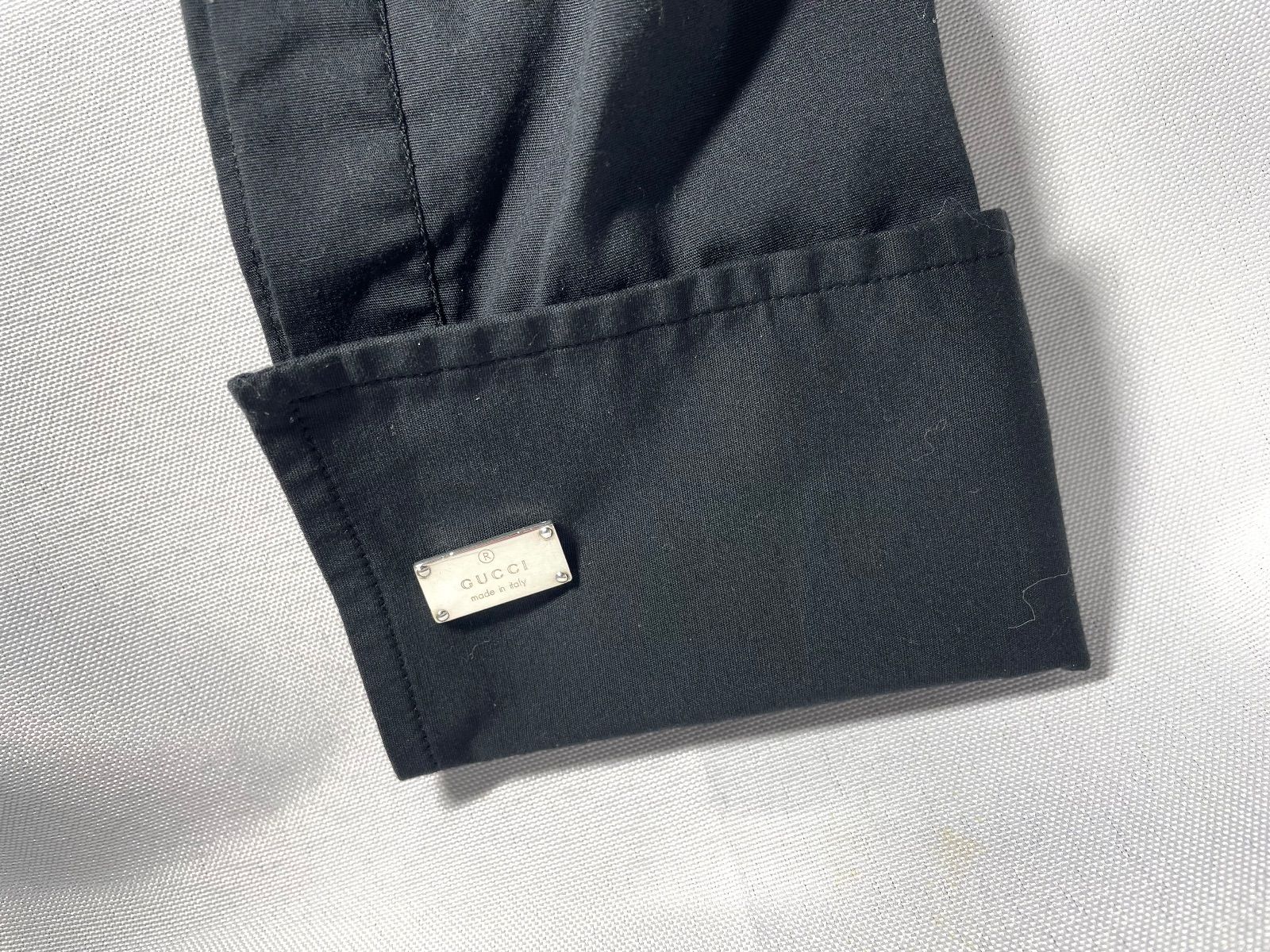 GUCCI グッチ ブランドロゴ文字 スターリングシルバー スクエアカフス カフリンクス ボタン SV 925 メンズ あり 重ね着 カフリンクス 