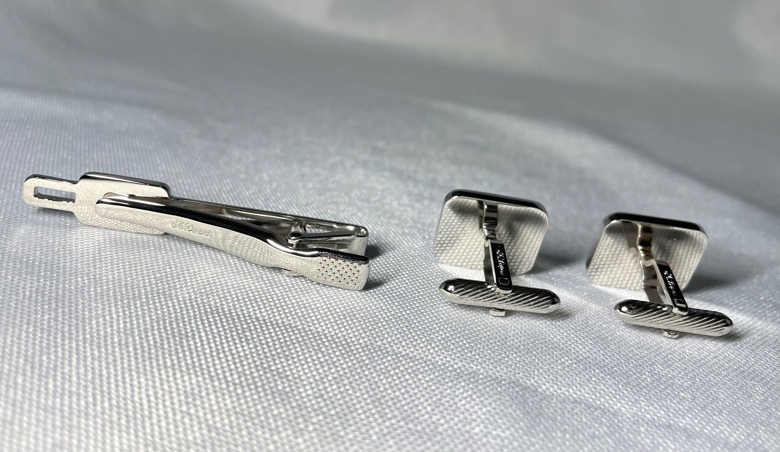 美品 S.T.Dupont デュポン Dロゴ マザーオブパール装飾 カフス