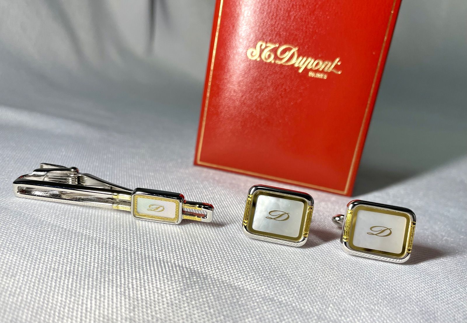 S T Dupont デュポン Dロゴ マザーオブパール装飾 カフス ネクタイピンセット カフリンクス タイピン ゴールド＆シルバー 付属有