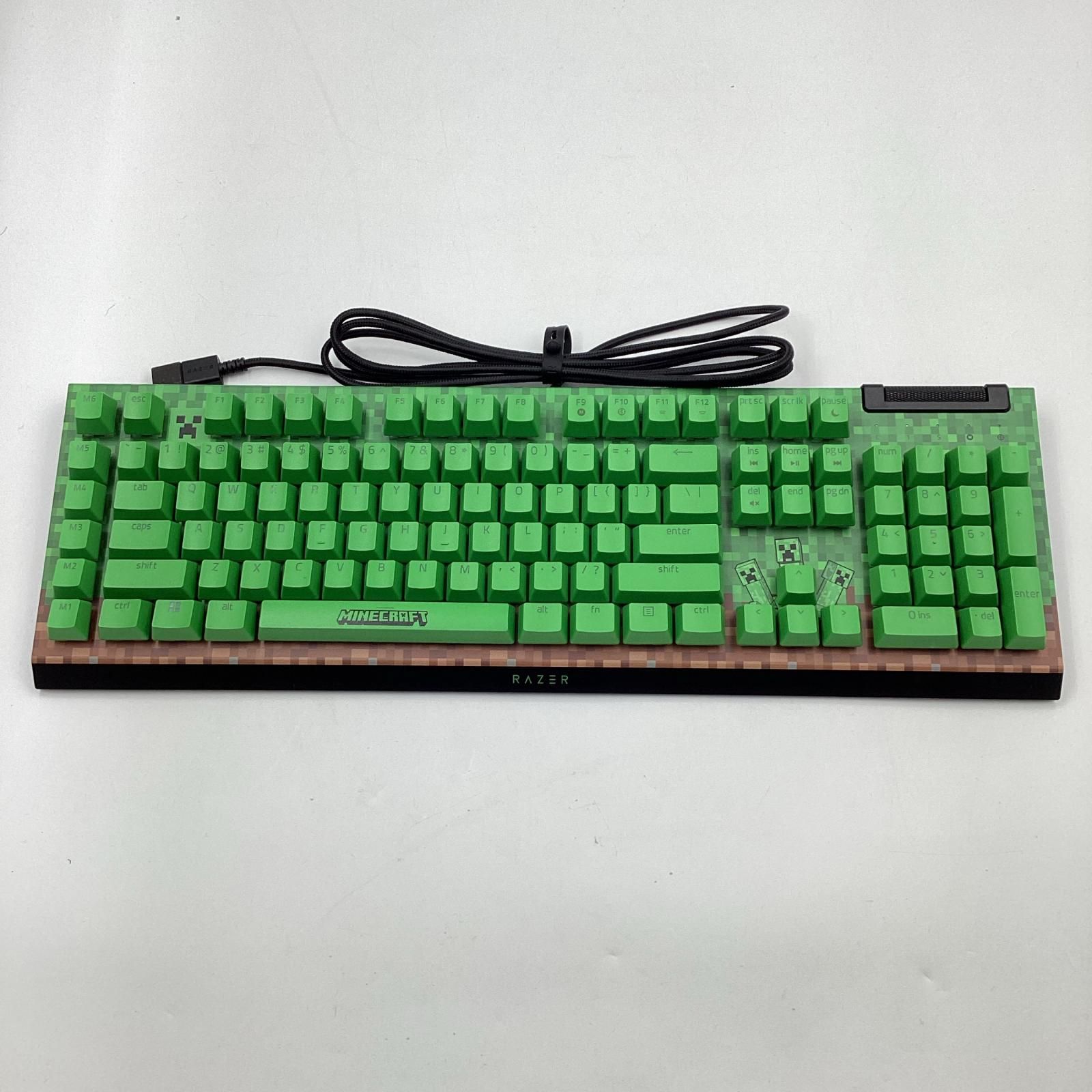 Razer V 4 X RZ 03-0470 OK