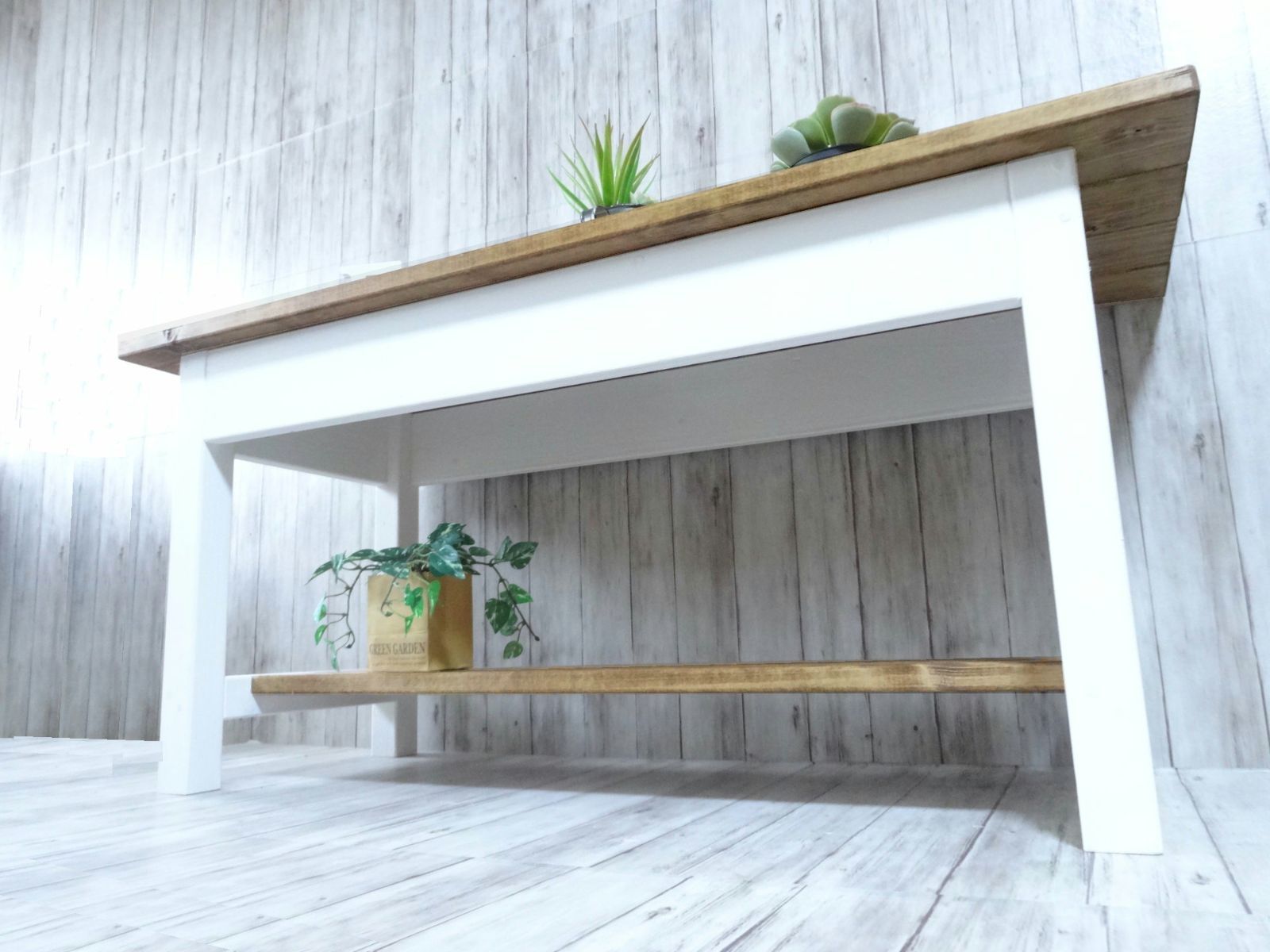 チーク×ホワイト