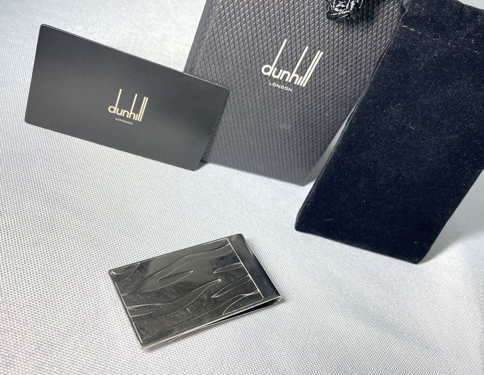 dunhill ダンヒル ファイヤーパターン 艶消しシルバーマネークリップ 札挟み 財布 ウォレット 男女兼用 キャッシュレス 有