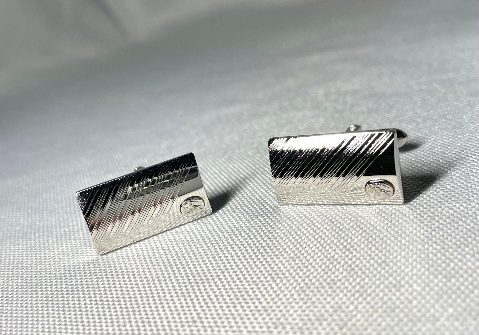 美品 希少 Burberry バーバリー ホースナイトロゴ 騎士デザイン&斜め