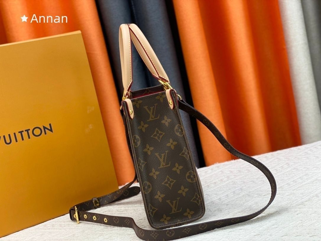 LOUIS VUITTON ルイヴィトン ショルダーバッグ モノグラム サックプラ