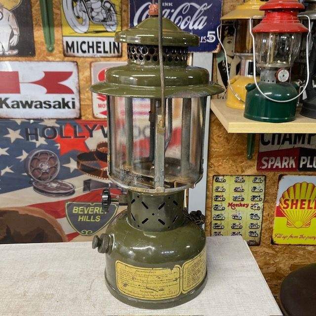 Coleman ランタン 1952年 252 A GIランタン クアッドグローブ ４分割 ミリタリーランタン