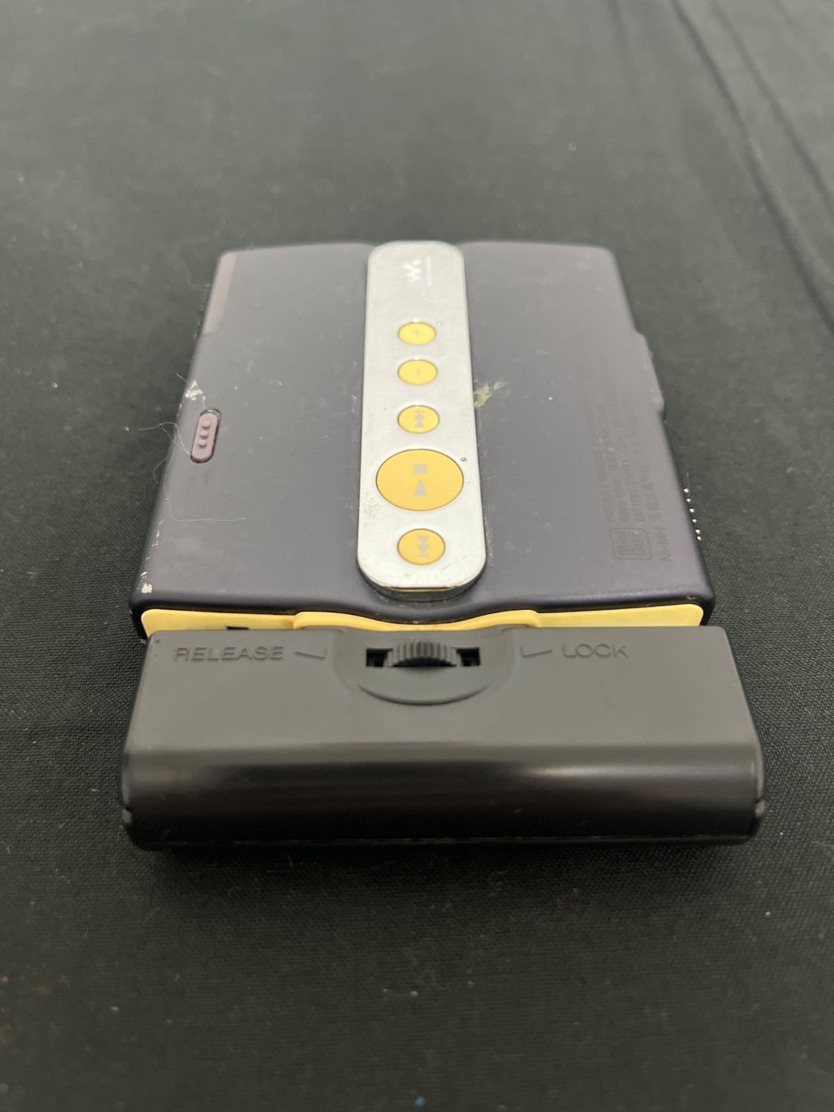 SONY ソニー Hi-MD MDウォークマン MZ-EH70 - メルカリ