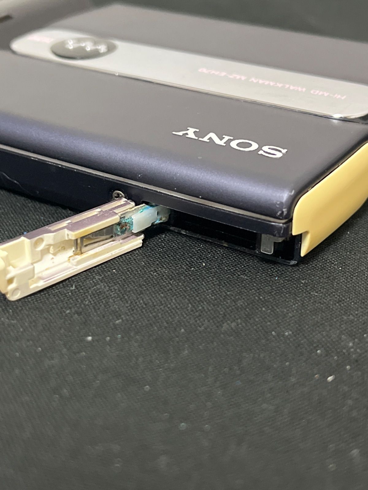 SONY ソニー Hi-MD MDウォークマン MZ-EH70 - メルカリ