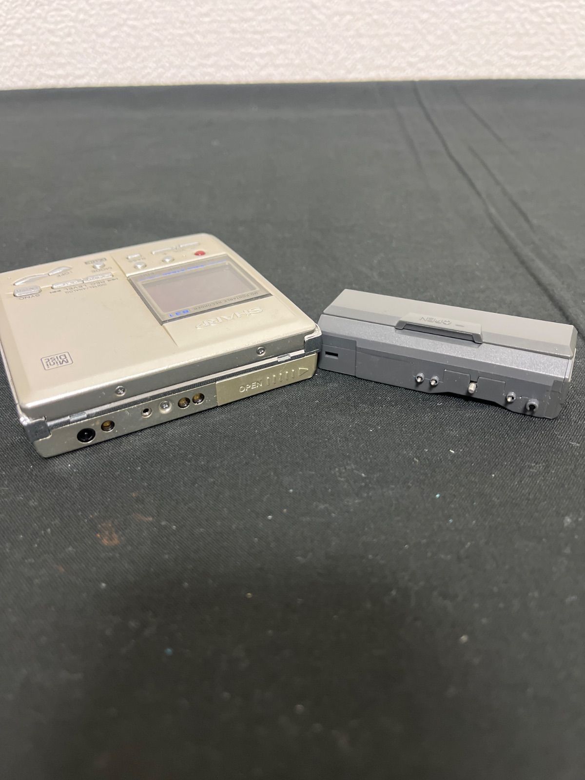 SHARP MD ポータブルレコーダー MD-MT831-S - メルカリ
