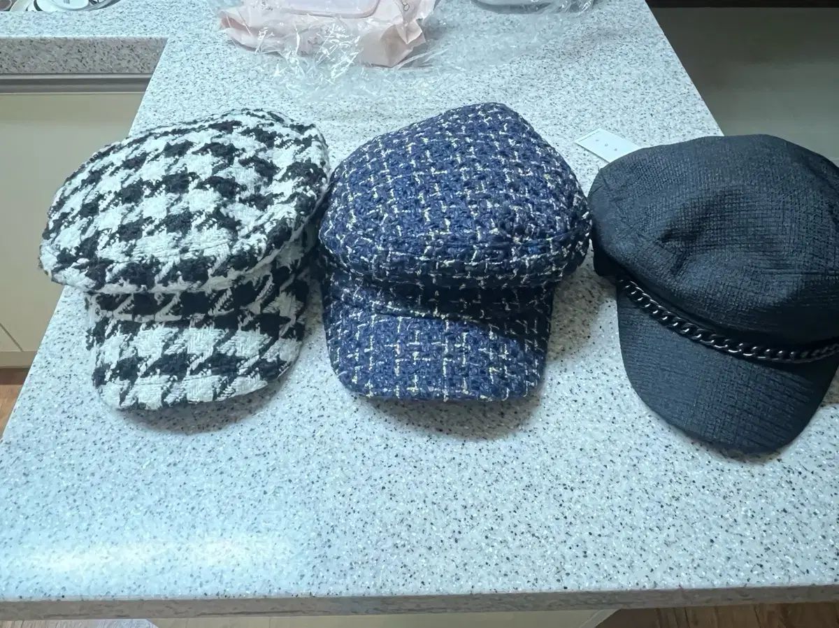 ミニモア LOVE ハンチングキャップ 3種