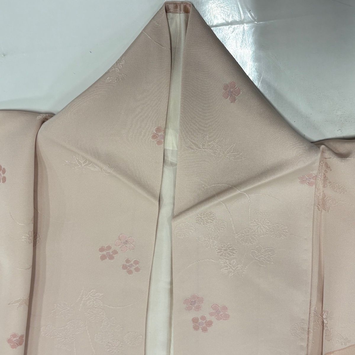  小紋 身丈158 cm 裄丈64 M 袷 松竹梅 菊 薄ピンク 正絹 秀品 小紋 着物