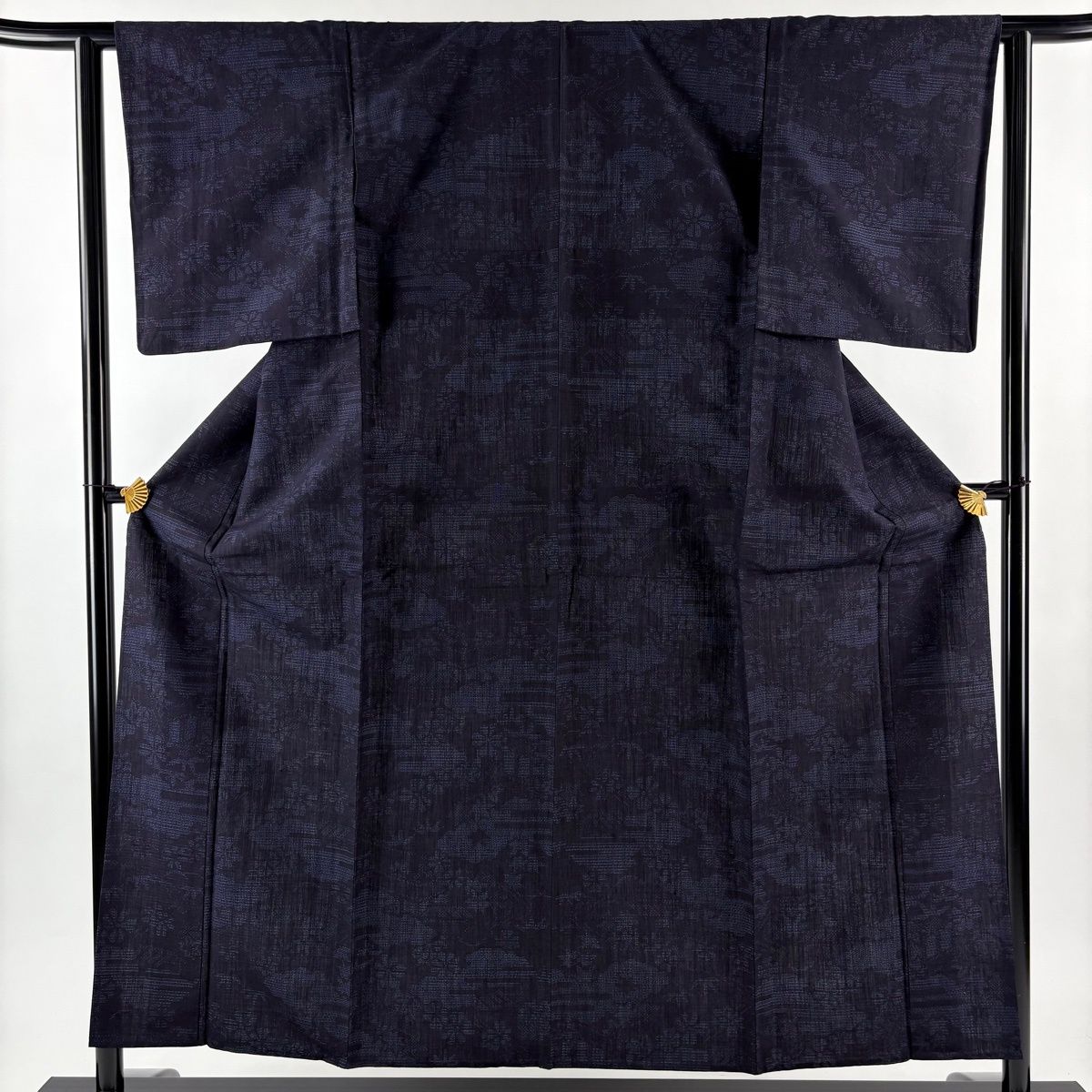 紬 身丈156.5cm 裄丈62cm S 単衣 証紙 ヱ霞 草花 紺色 正絹 秀品