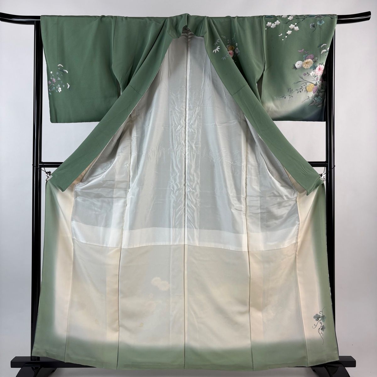 訪問着 身丈161.5cm 裄丈66.5cm M 袷 菊 御所車 刺繍 金糸 薄緑 正絹