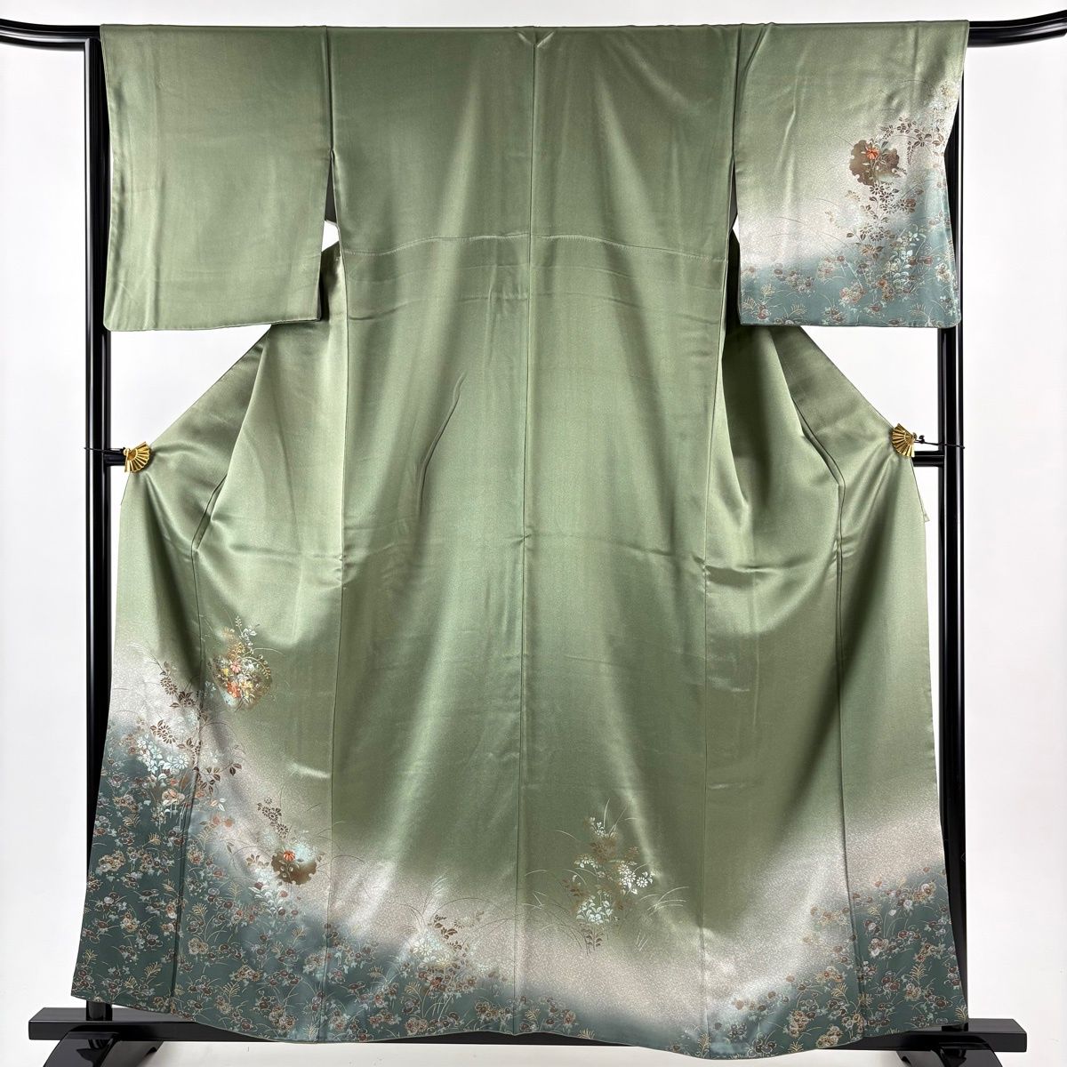 付下げ 身丈158cm 裄丈66.5cm M 袷 ますいわ屋 菊 雪輪 金銀彩 刺繍 灰