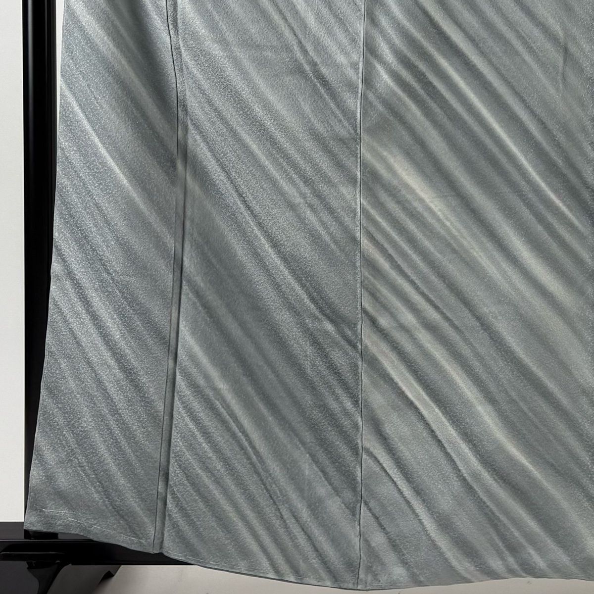 小紋 身丈162 cm 裄丈63 S 袷 斉藤三才 落款 斜縞 地紋 灰色 正絹 秀品